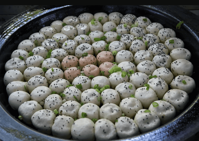 Eksplorasi Gastronomi: 10 Makanan Khas Eropa yang Harus Dicoba Setidaknya Sekali Seumur Hidup